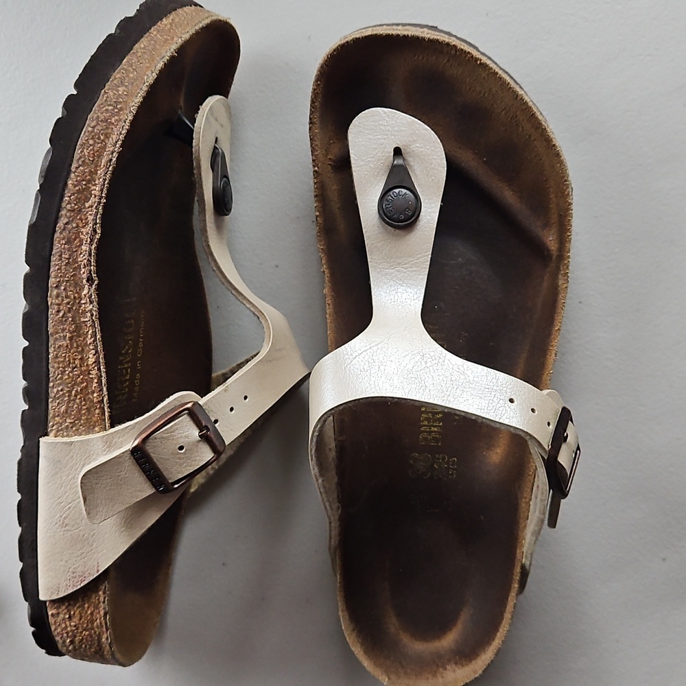 Birkenstock Light Cream Sandals Size 7 Womens - Picture 11 of 13
